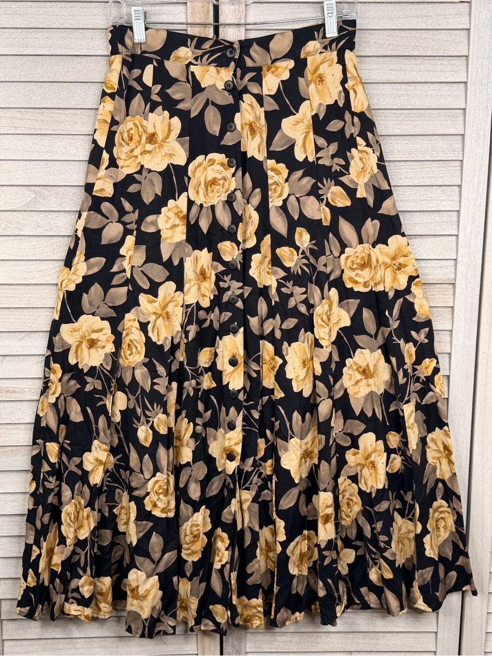 EXPRESS Women's Vintage 90's A-Line Button Down Black Floral Maxi Skirt-Small